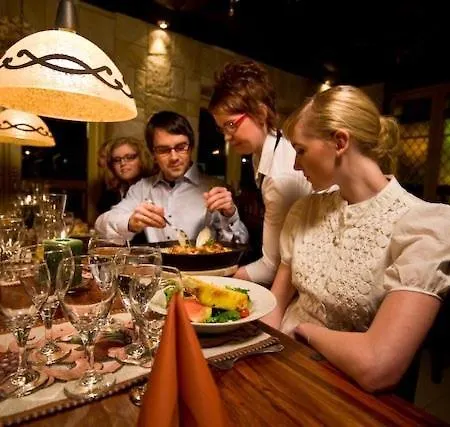 Отель Loimaan Seurahuone Лоймаа